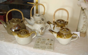 Alan-Gaillard-Irish-Pottery-Connemara-Stoneware-Tea-pots-r