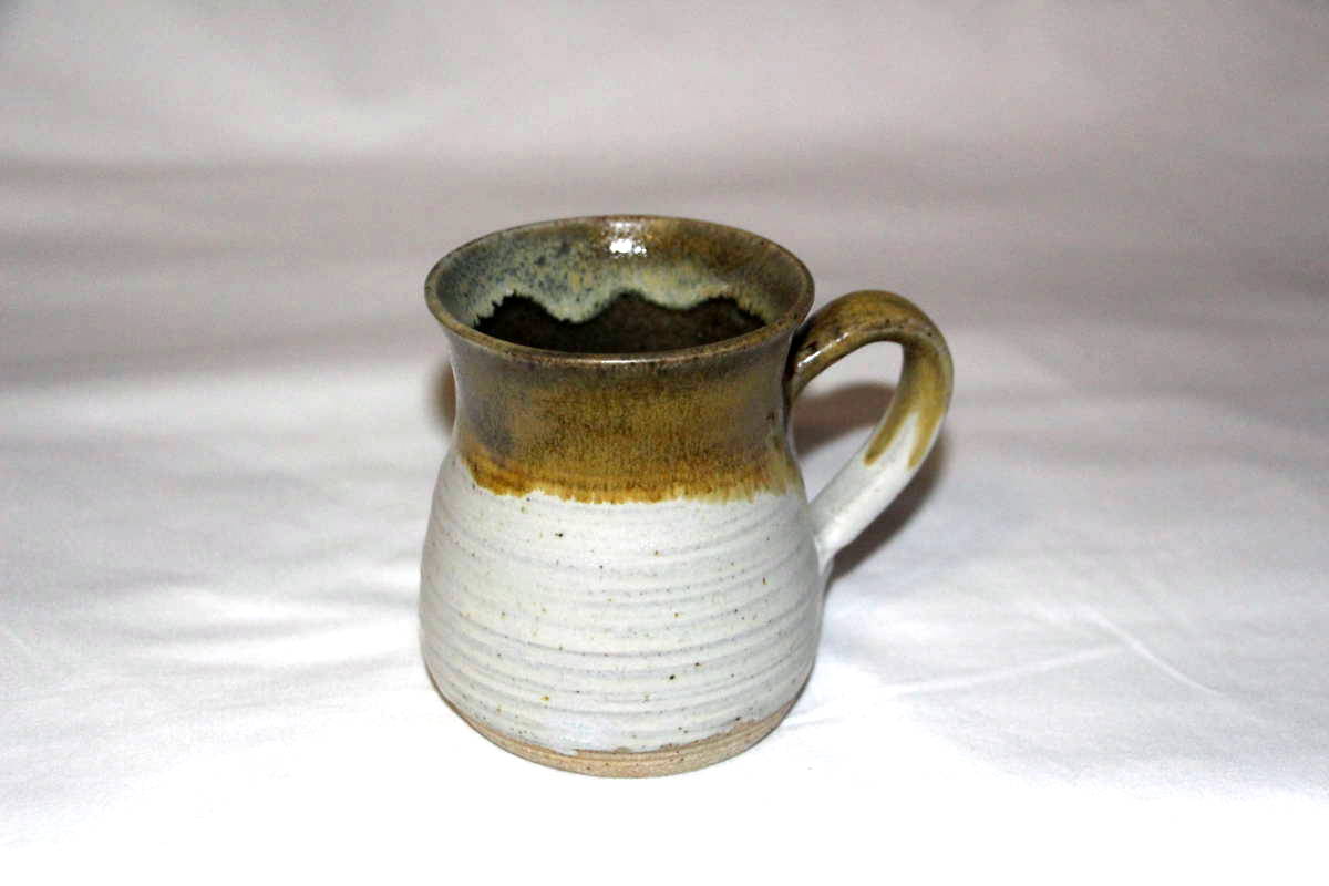 Alan-gaillard-irish-pottery-connemara-stoneware-standard-mug-doliron-range